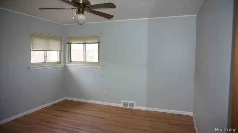 28644 Grobbel Avenue, Warren, MI 48092 - #3