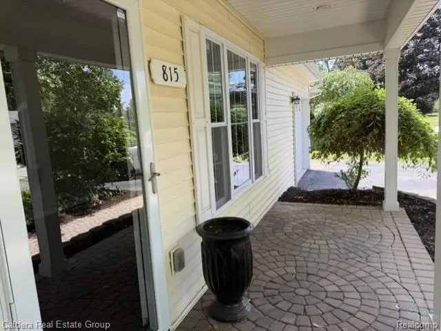 815 Manzano Drive, Wolverine Lake, MI 48390 - #2