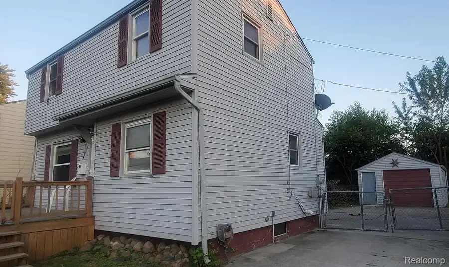 3606 Dale Avenue, Flint, MI 48506 - #2