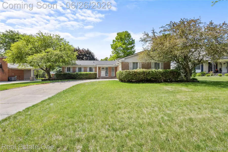 1949 Pelican Court, Troy, MI 48084 - #2