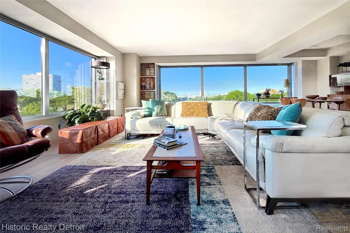 1300 E Lafayette #307, Detroit, MI 48207 - #1