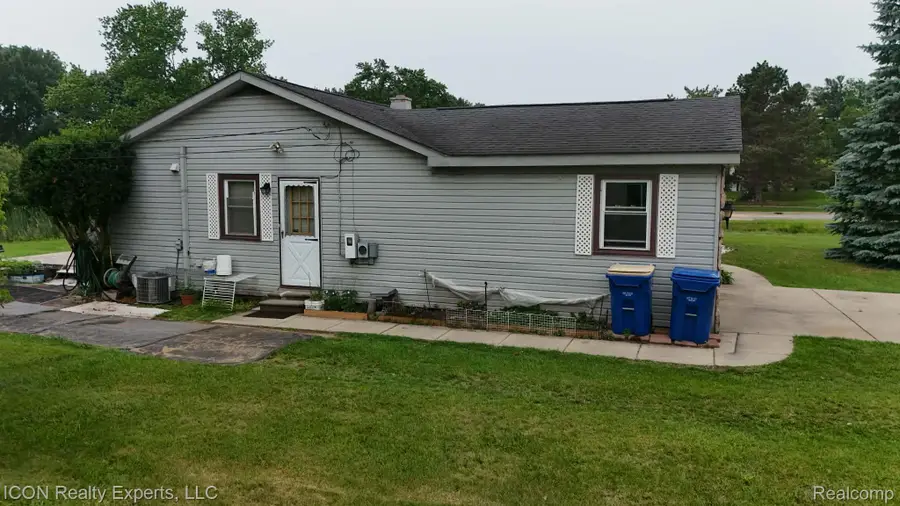 4959 Irwindale Drive, Waterford, MI 48328 - #2