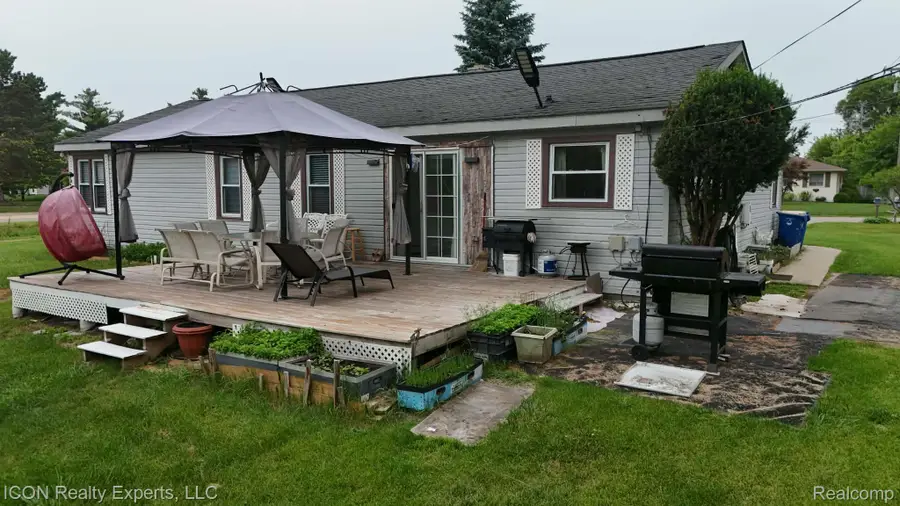 4959 Irwindale Drive, Waterford, MI 48328 - #3