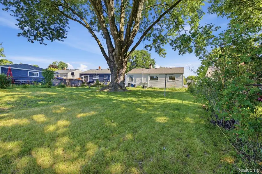 31741 Fairchild Street, Westland, MI 48186 - #2