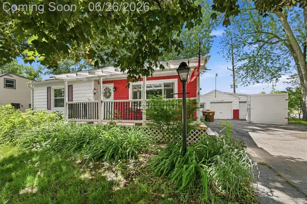 4213 Dallas Avenue, Holt, MI 48842