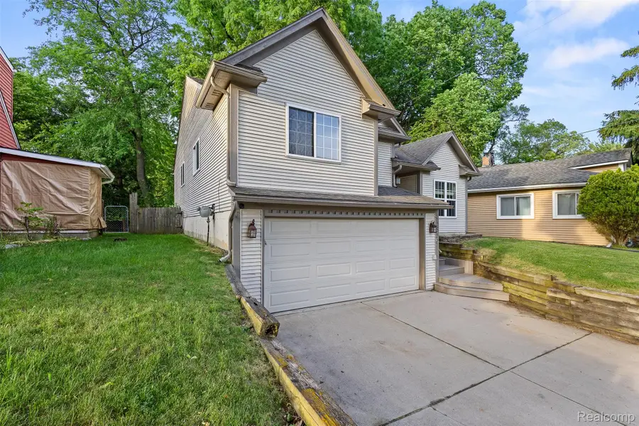 3850 Faber Terrace, Waterford, MI 48328 - #2