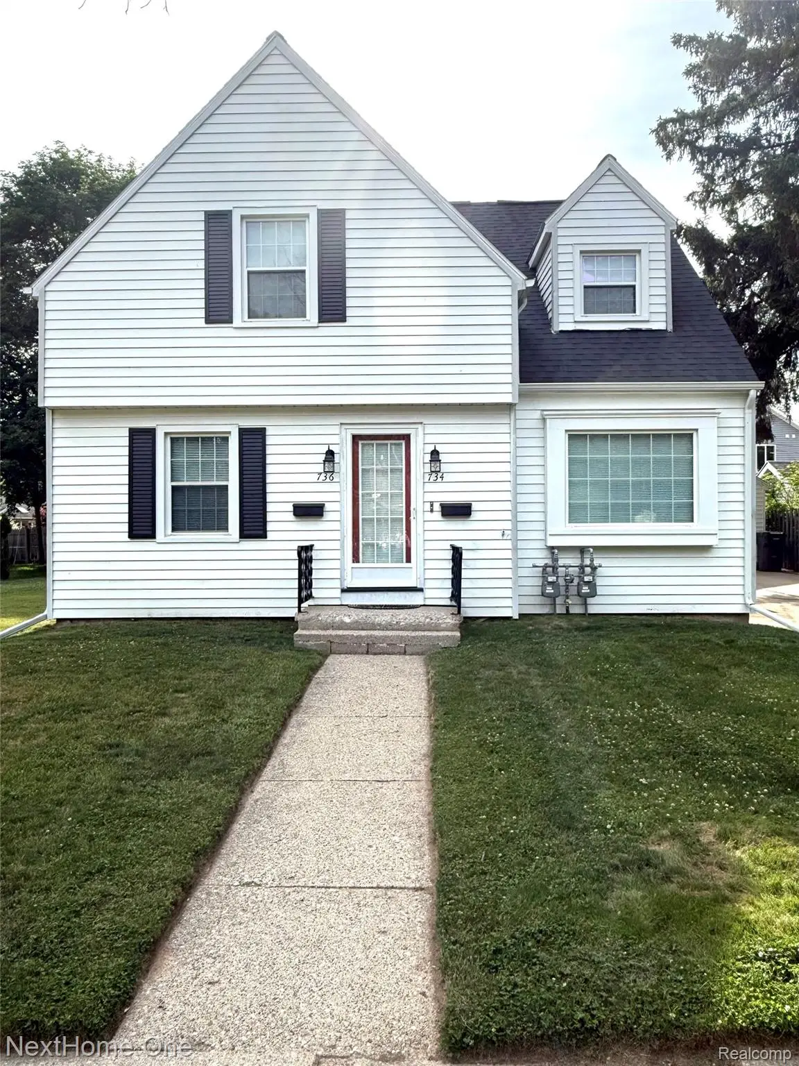 734-736 Briarcliff Road, Jackson, MI 49203 - #1