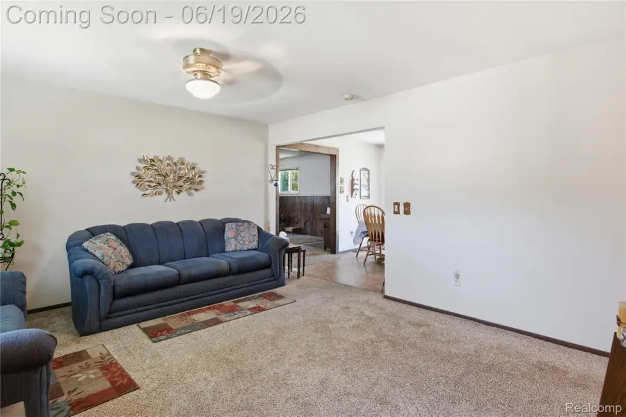 47395 Dequindre Road, Rochester Hills, MI 48307 - #3