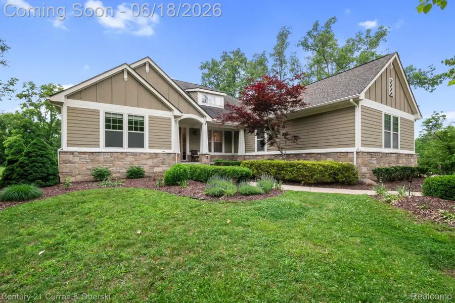 34225 Thornbrook Drive, Farmington, MI 48335 - #2