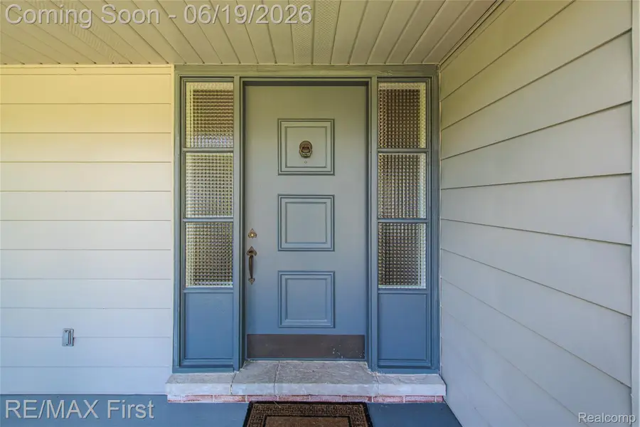 19415 Riverside Drive, Beverly Hills, MI 48025 - #3