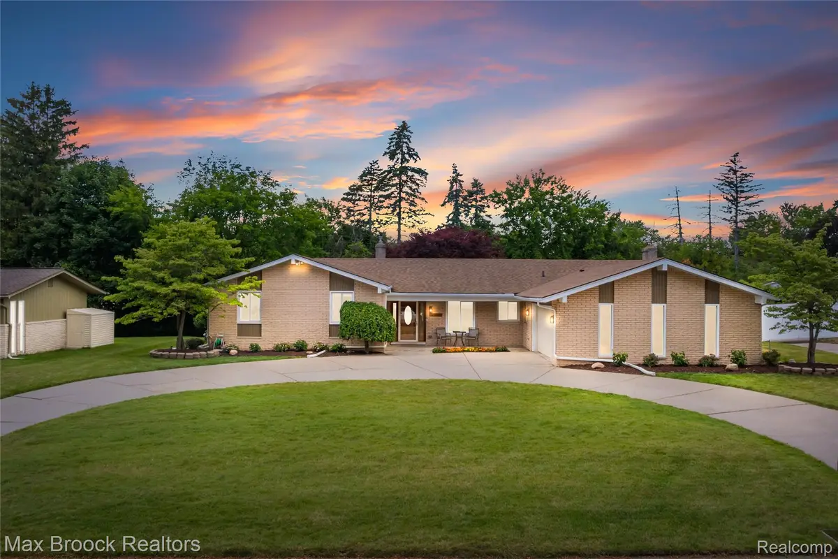 25551 Kilreigh Drive, Farmington Hills, MI 48336 - #1
