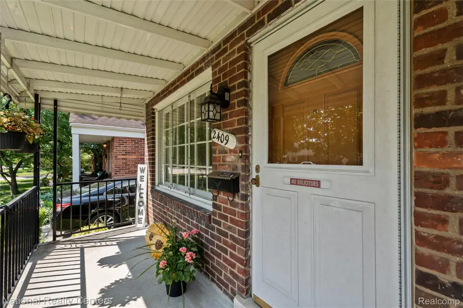 2409 N Wilson Avenue, Royal Oak, MI 48073 - #2