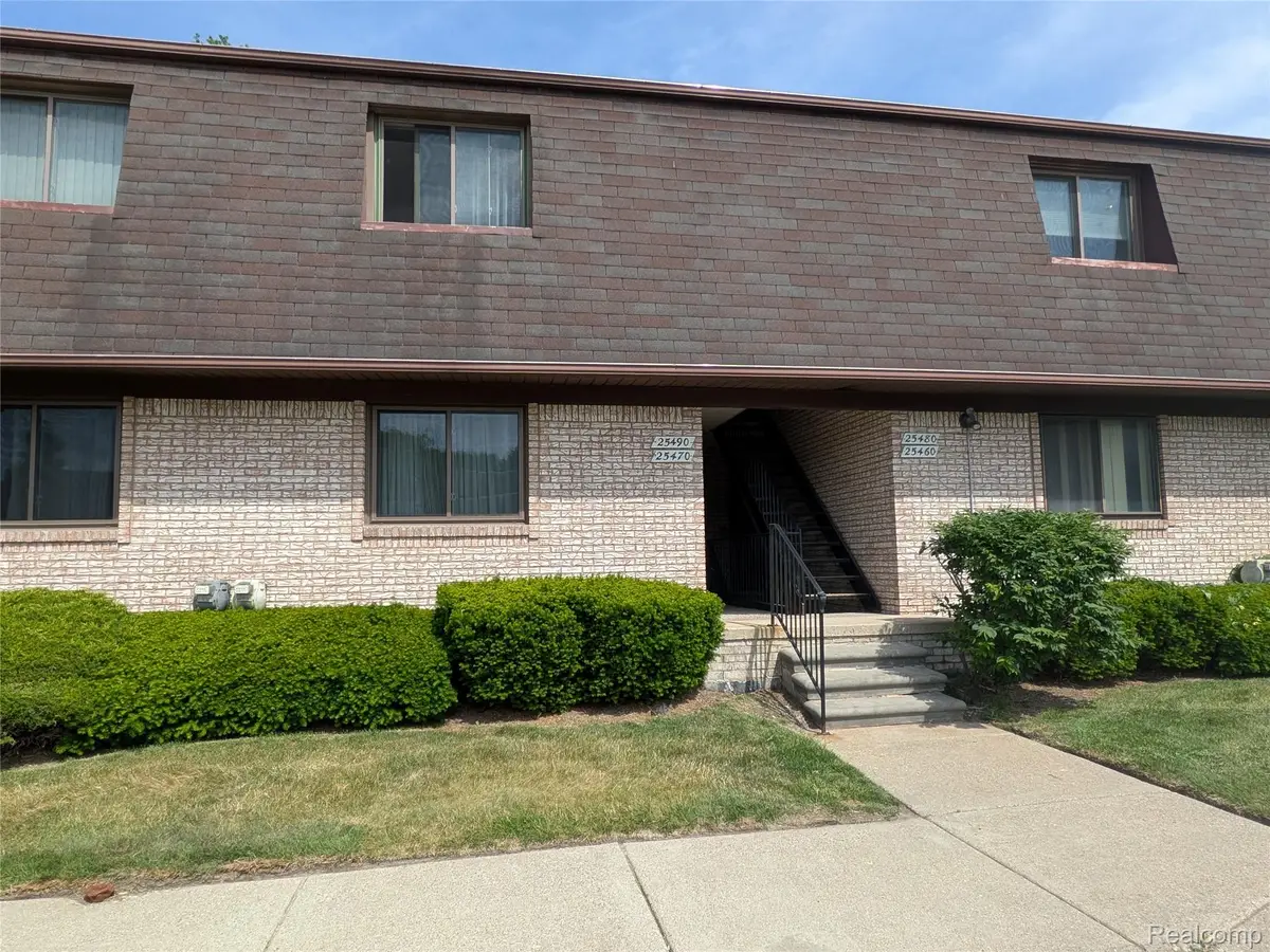 25470 Quarter Deck Street, Harrison, MI 48045 - #1