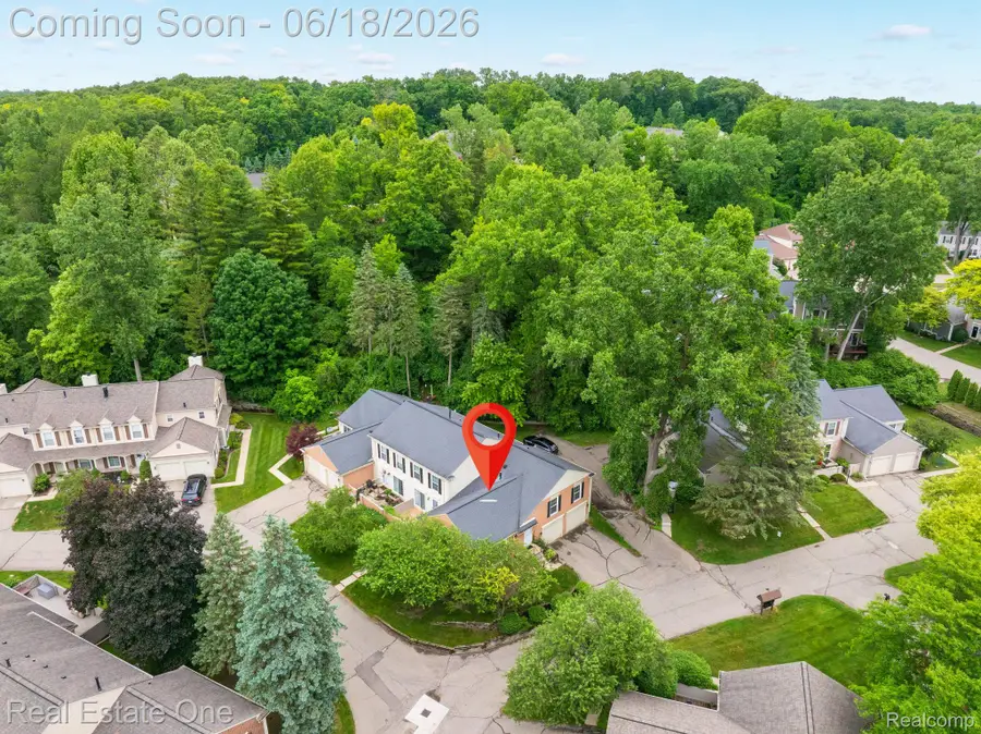 1534 Hidden Valley Lane, Rochester Hills, MI 48306 - #3