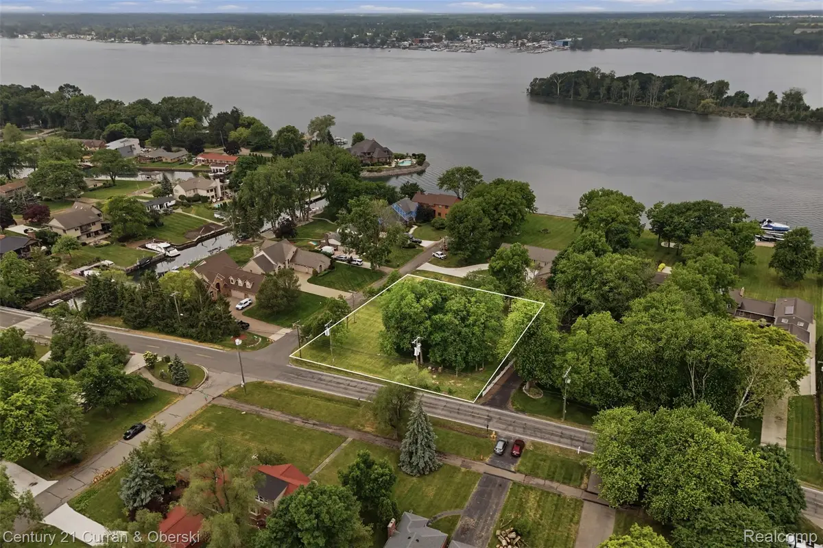 00 Southpointe, Grosse Ile, MI 48138 - #1