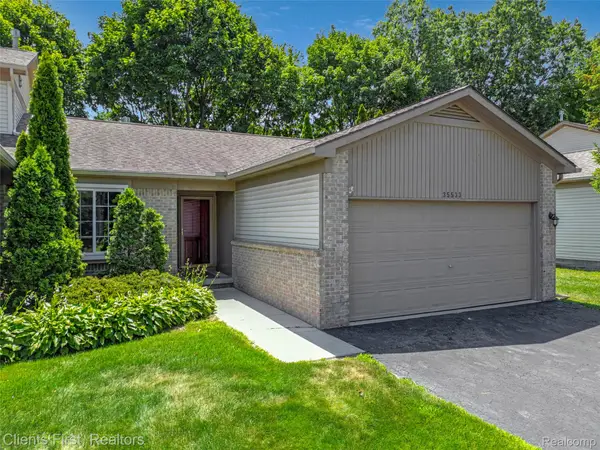 35533 Dove Trail #24, Westland, MI 48185