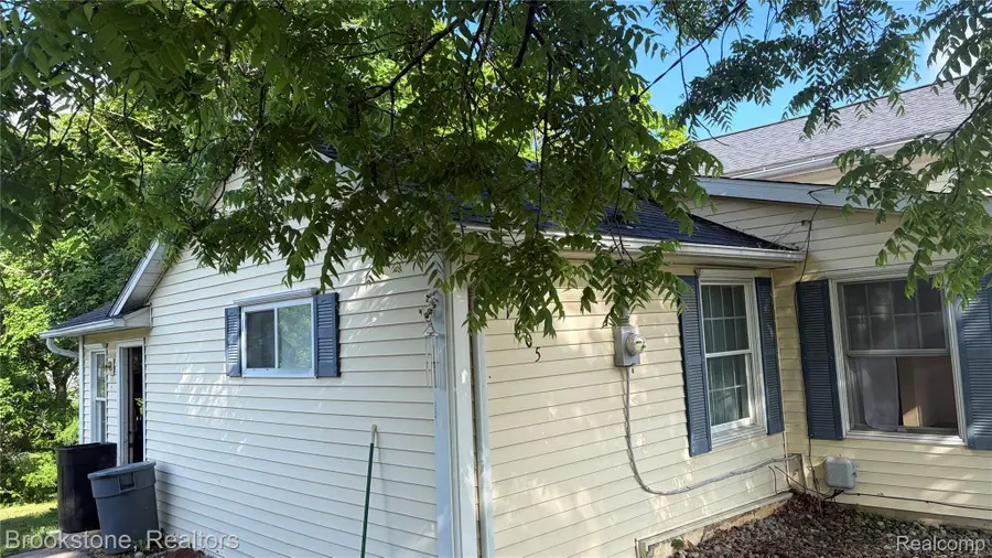 11605 Liberty Street, Clio, MI 48420 - #2