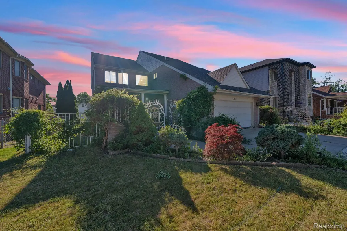 7511 Orchard Avenue, Dearborn, MI 48126 - #1