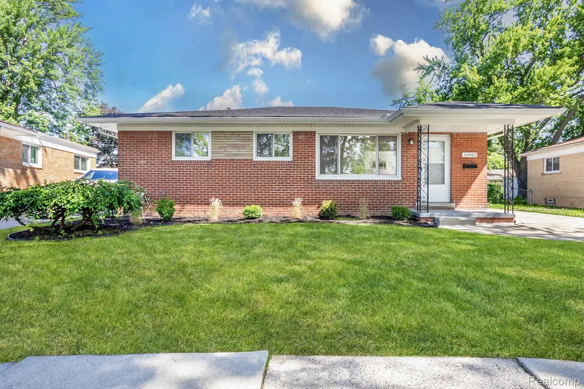 24865 Ridgecroft Avenue, Eastpointe, MI 48021 - #1