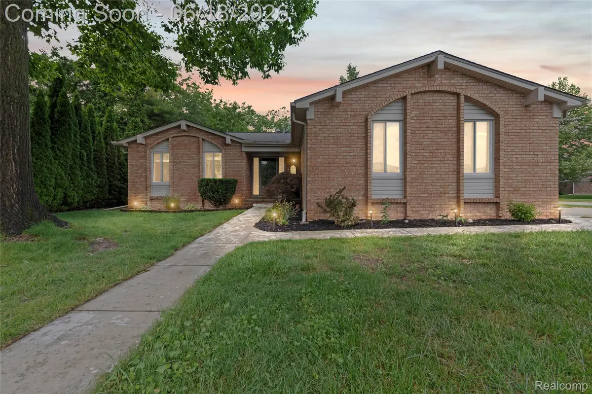 2511 Coral Drive, Troy, MI 48085 - #1