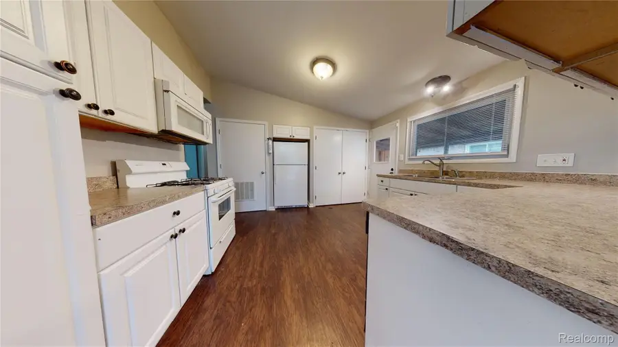 1198 Neafie Avenue, Pontiac, MI 48342 - #3