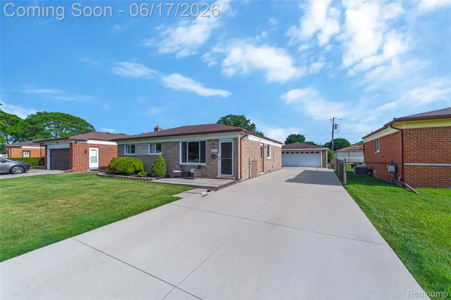 14914 Jenny Drive, Warren, MI 48088 - #2