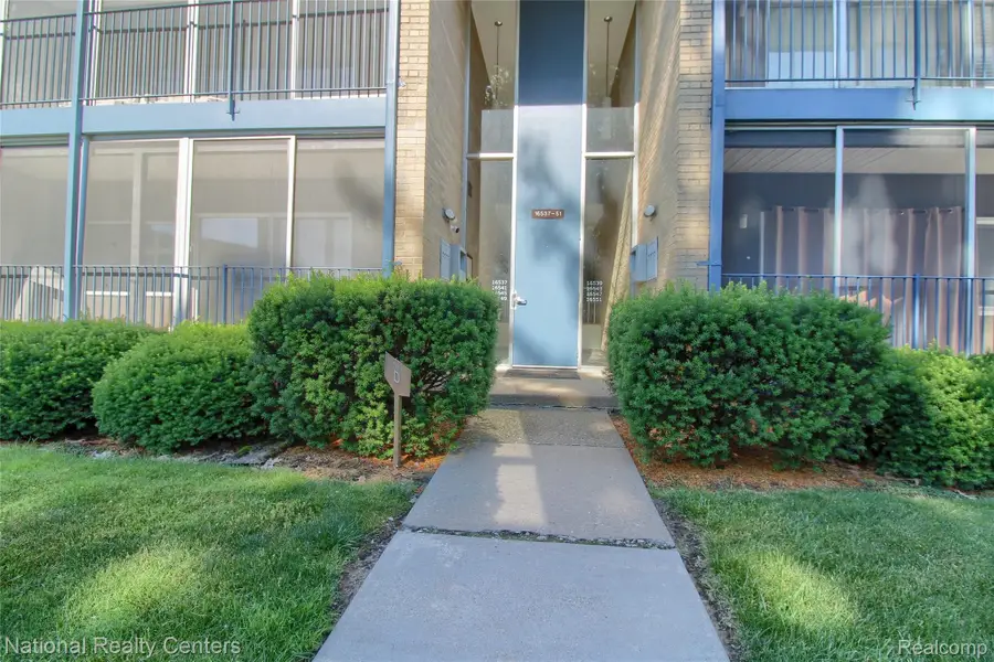 16547 Middlebelt Road #6, Livonia, MI 48154 - #2