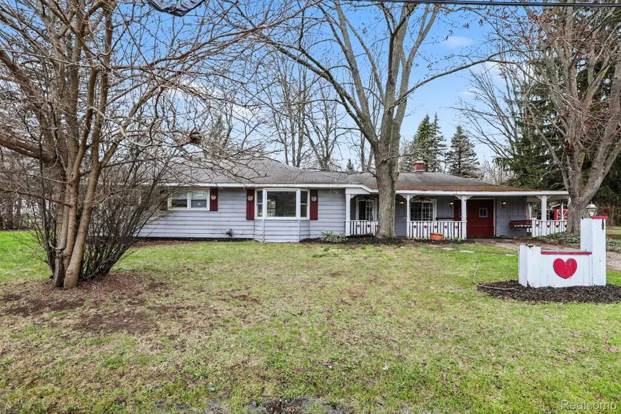1260 Gilbert Street, Flint, MI 48532 - #3