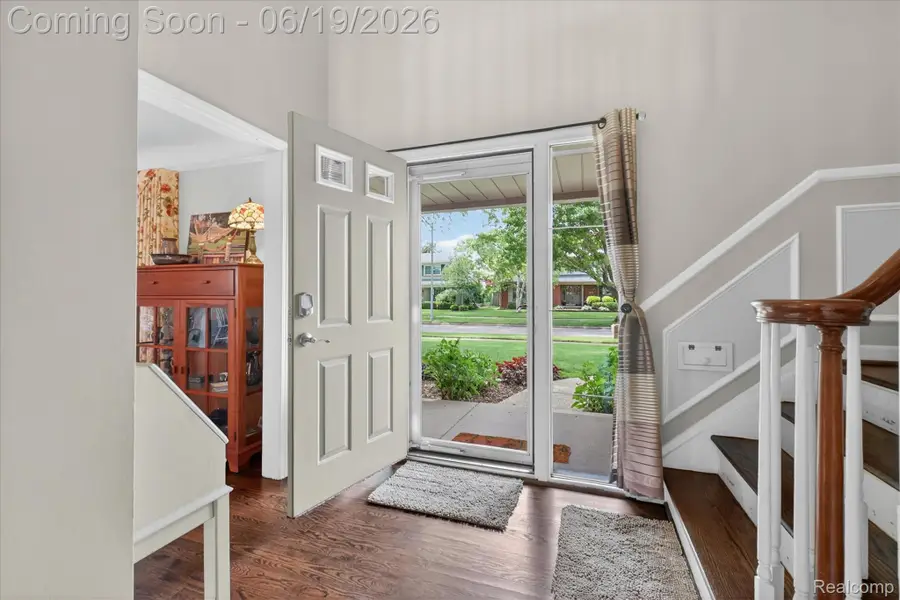 19780 Edshire Lane, Grosse Pointe Woods, MI 48236 - #3
