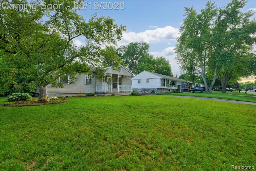 778 Manzano Drive, Wolverine Lake, MI 48390 - #2