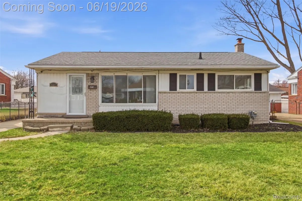 25317 Wagner Avenue, Warren, MI 48089 - #1
