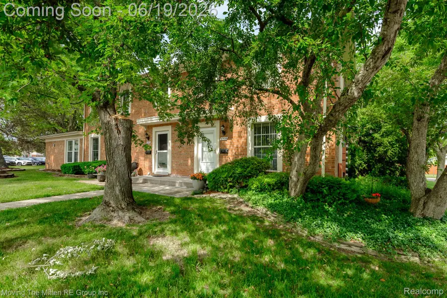 6908 W New Providence Way W, Canton, MI 48187 - #3