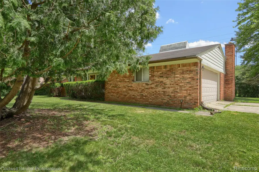 3634 South Boulevard, Bloomfield, MI 48304 - #3