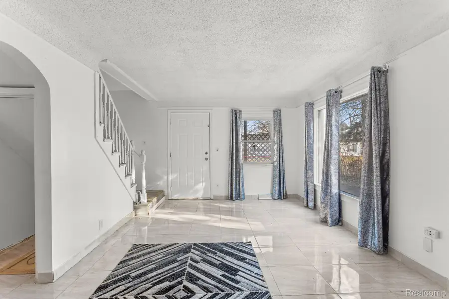 4500 Katherine Street, Dearborn Heights, MI 48125 - #3