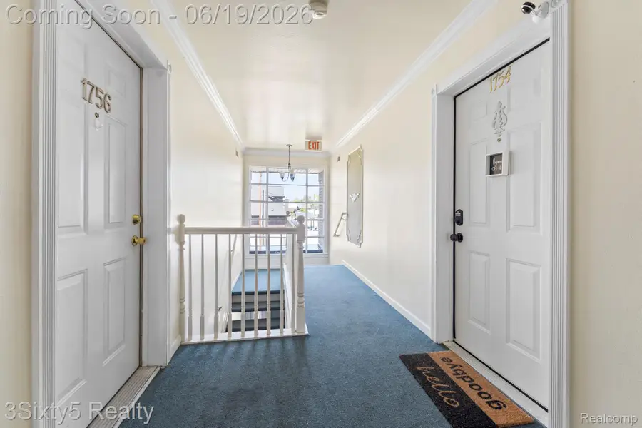 1754 Fort Street, Trenton, MI 48183 - #3