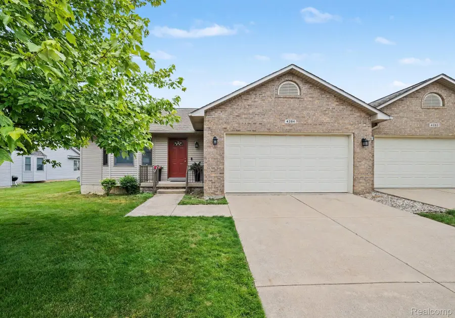 4284 Chapel Lane, Swartz Creek, MI 48473 - #2