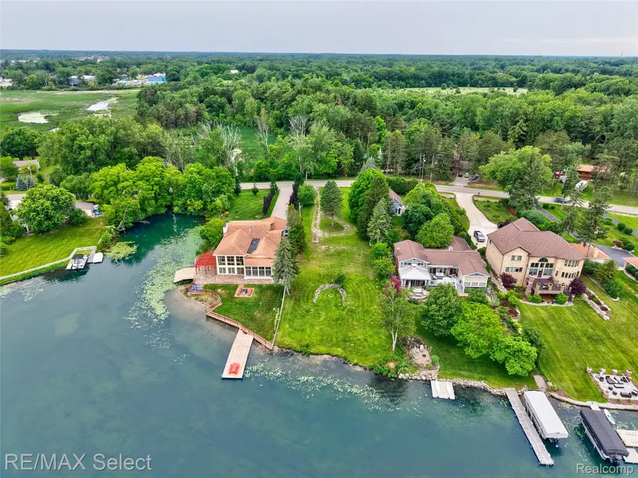 14189 Swanee Beach Drive, Fenton, MI 48430 - #2