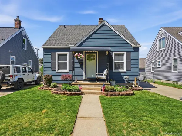 433 Dewey Street, RoyalOak, MI 48067