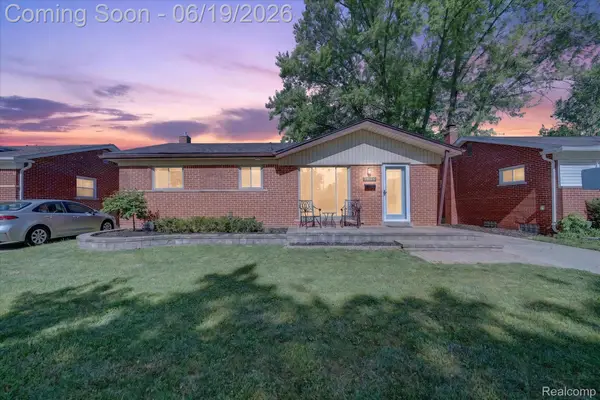 29385 Spoon Avenue, MadisonHeights, MI 48071