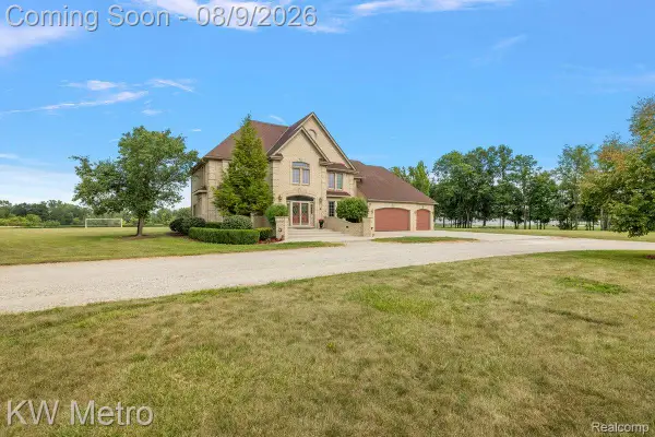 54720 Foss Road, Macomb, MI 48042