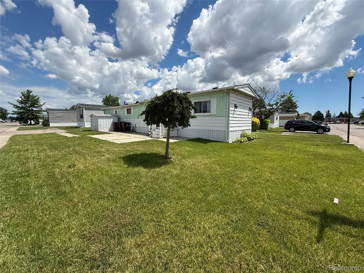 313 Huntington #11, Newport, MI 48166 - #1