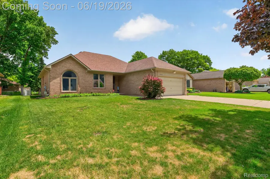 46362 Springhill Drive, Utica, MI 48317 - #2
