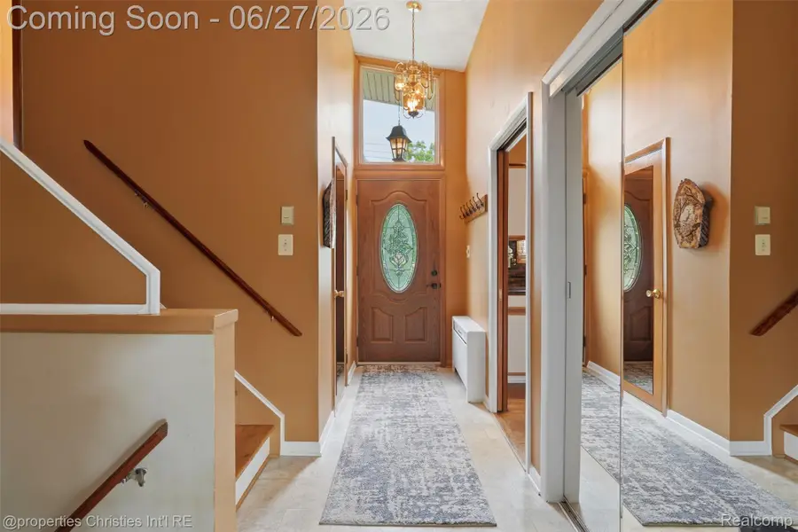 1318 S Williams Lake Road, White Lake, MI 48386 - #2
