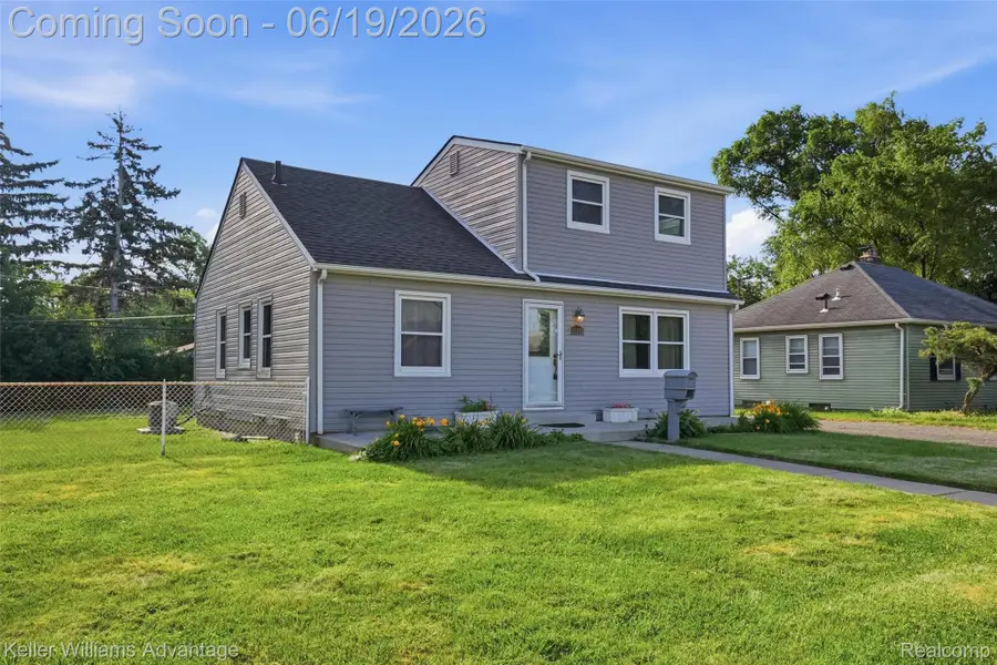 13592 Berwyn, Redford, MI 48239 - #3