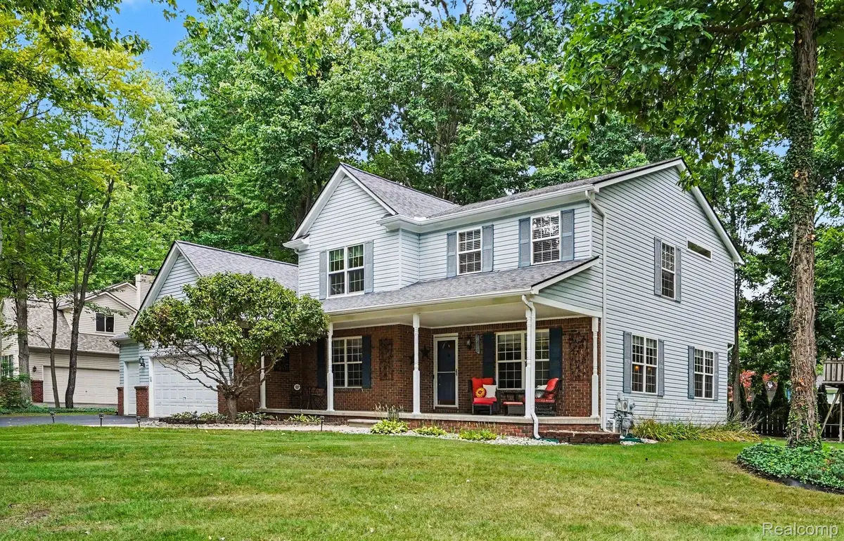 6290 Waldon Woods Drive, Clarkston, MI 48346 - #1