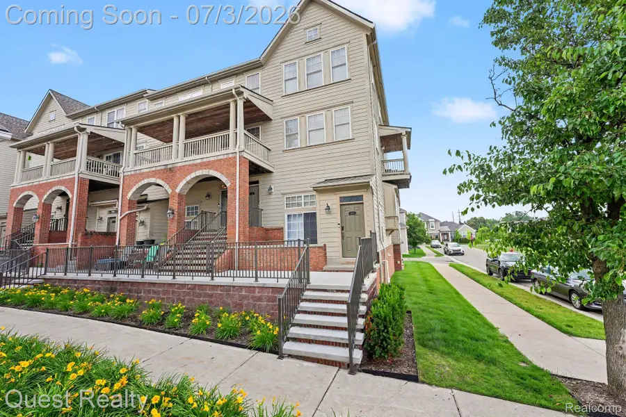 168 Amys Walk Walk, Auburn Hills, MI 48326 - #2