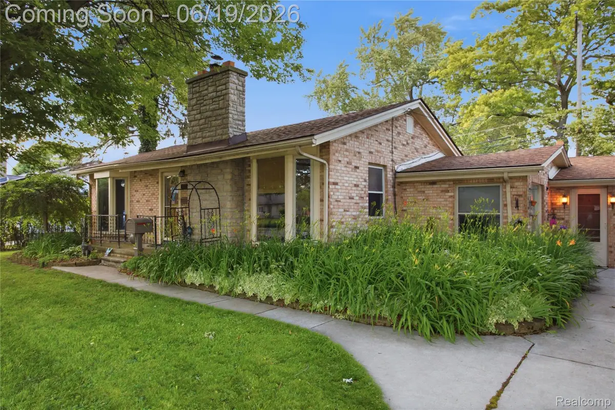 21211 Ardmore Park Drive, Saint Clair Shores, MI 48081 - #1
