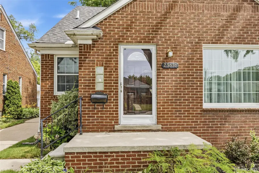 23636 Edward Street, Dearborn, MI 48128 - #2