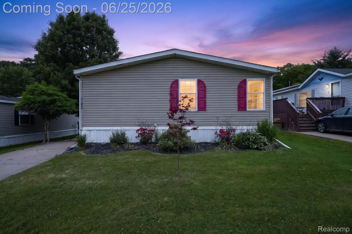 11595 Clearwater Drive, Fenton, MI 48430 - #1