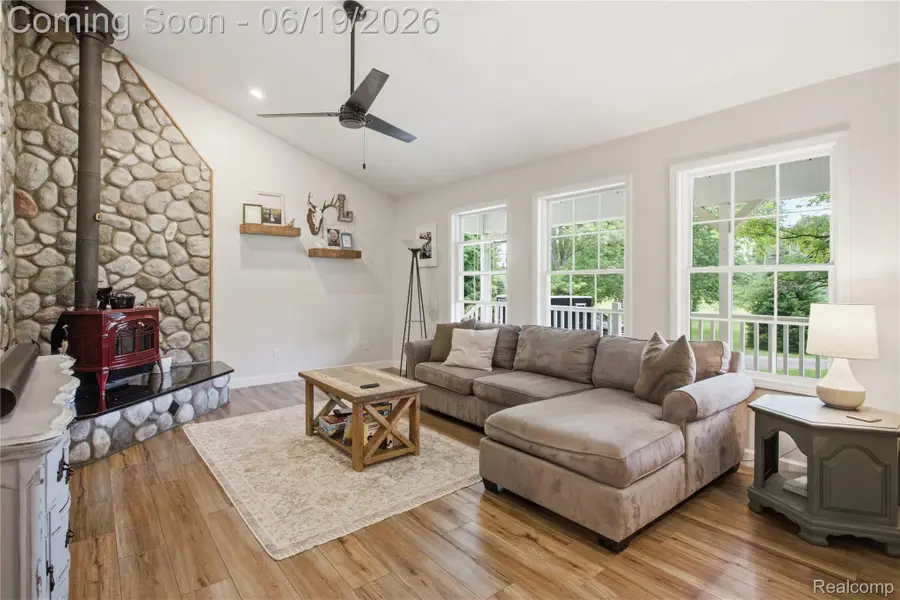 5739 Suntar Valley Drive, Fowlerville, MI 48836 - #2